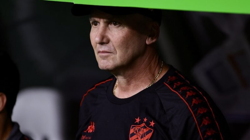 Dal Pozzo diz que Sport pagou o preço por chances perdidas em derrota para o Ceará