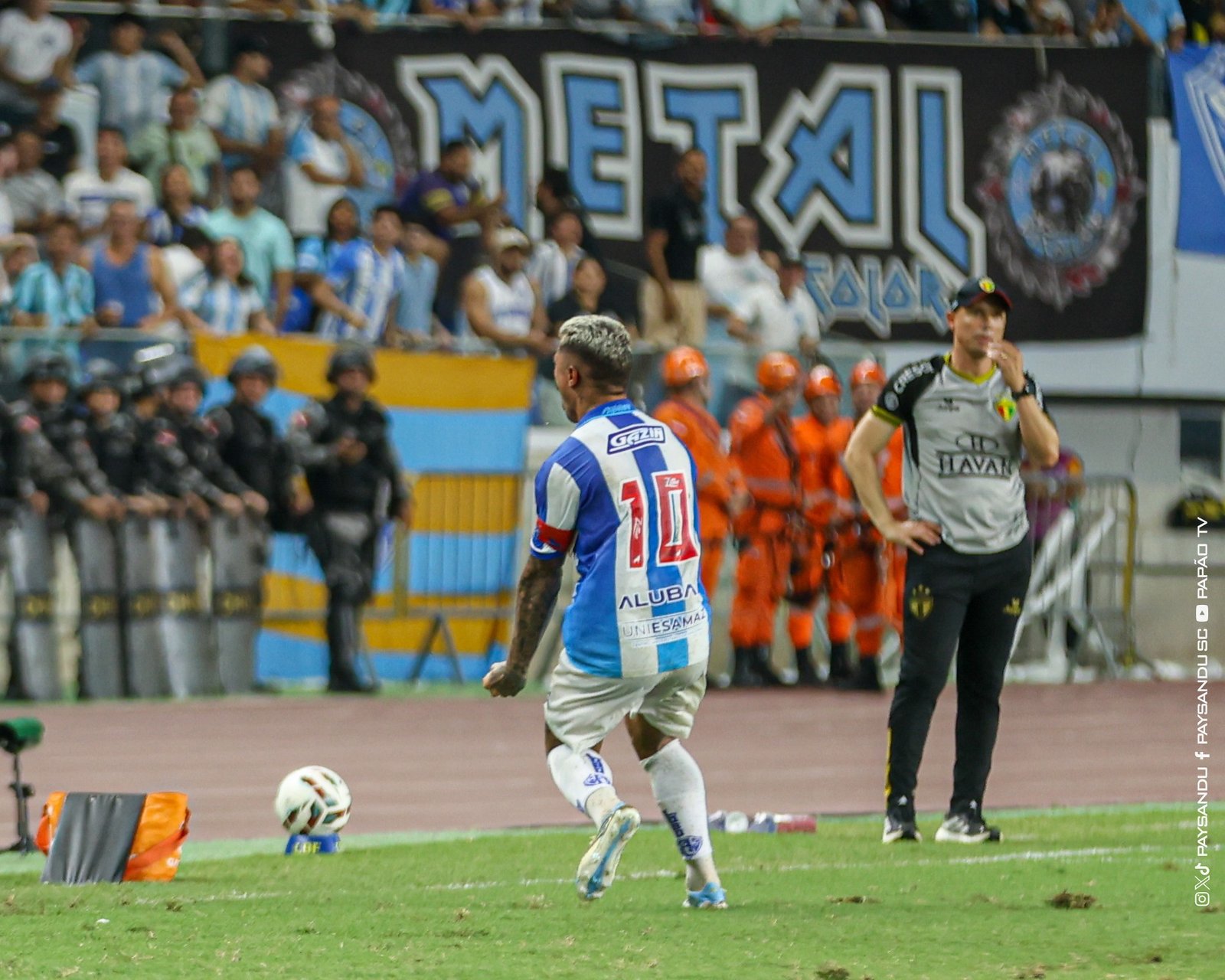 Meia do Paysandu faz golaço digno de Puskás na Série C e viraliza nas redes; assista