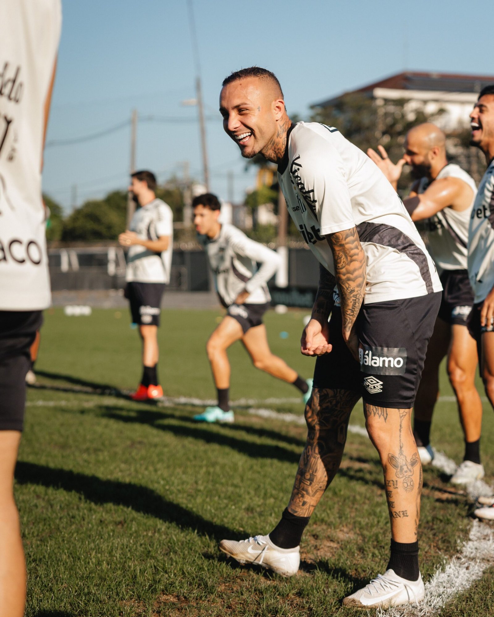 Santos deve fechar ciclo de reforços com Coutinho e contratos curtos por fim de ano positivo