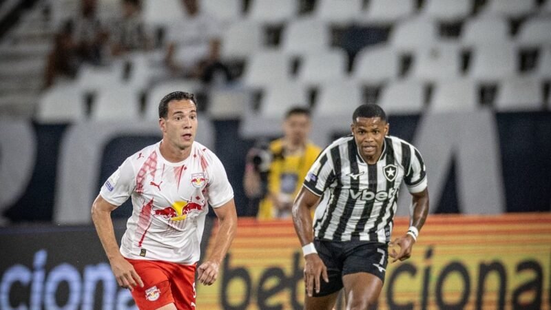 Fabinho discorda de expulsão de Wallace Yan e cita impacto para empate com Botafogo