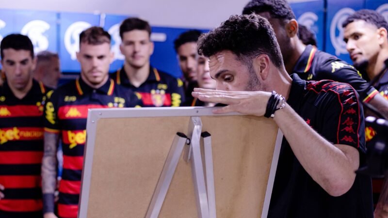 Com elenco completo, Soso tem missão de encontrar Sport ideal para reta final da Série B