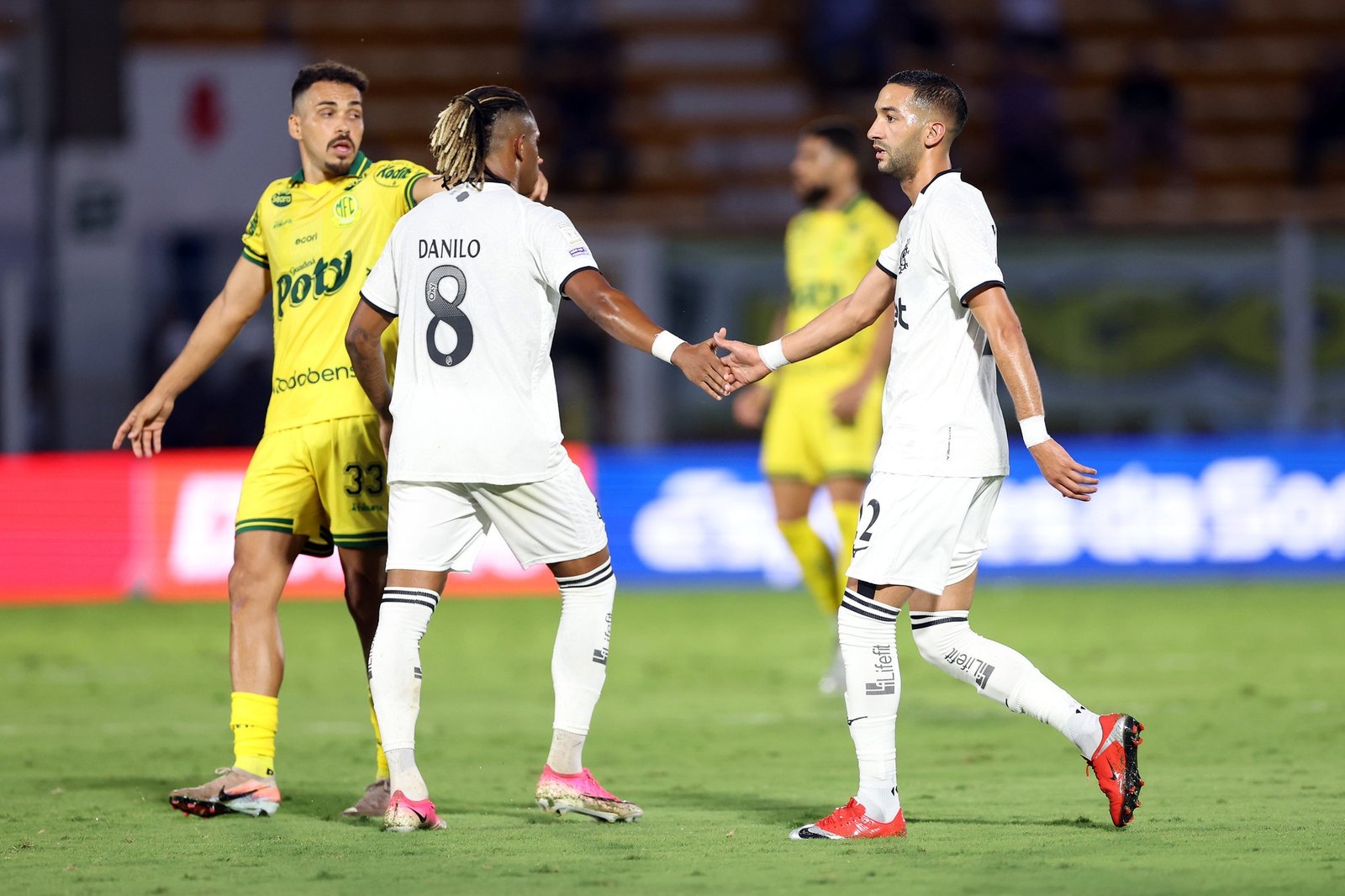 Ziyech avalia estreia pelo Botafogo e projeta evolução pessoal: “Quero ajudar mais o time”