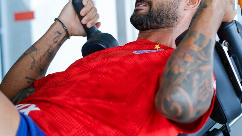 Com oito minutos nos últimos seis jogos, Willian José perde espaço e vai para o fim da fila no Bahia