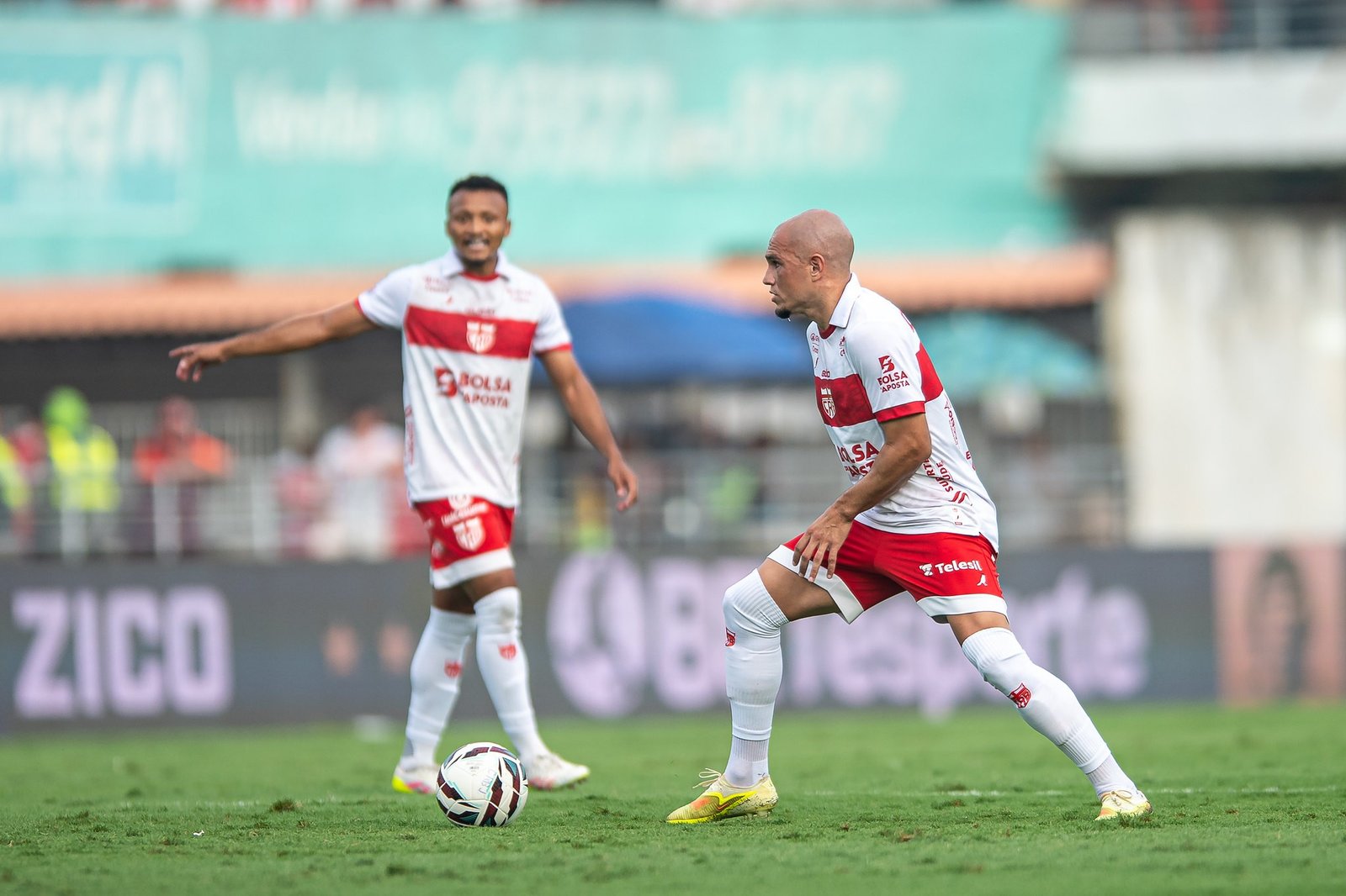 Crystopher comanda atuação de gala do CRB e se firma entre os destaques da Série B