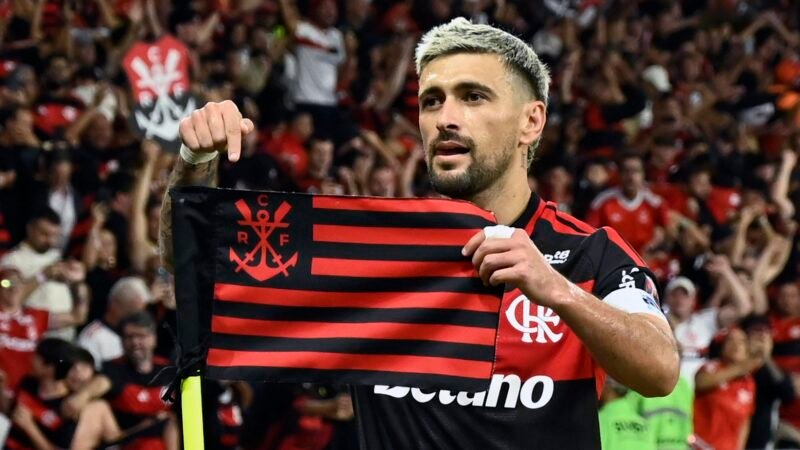 Arrascaeta, Gustavo Gómez… veja quem pode se naturalizar brasileiro e entenda regras