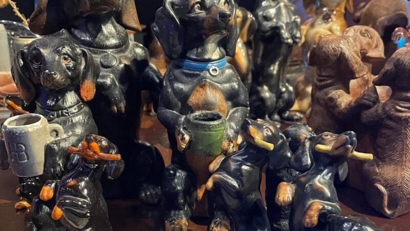 Museu dedicado aos ‘salsichinhas’ reúne mais de 30 mil objetos na Alemanha
