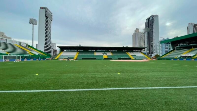 Chapecoense x Internacional: onde assistir ao vivo, horário e escalações
