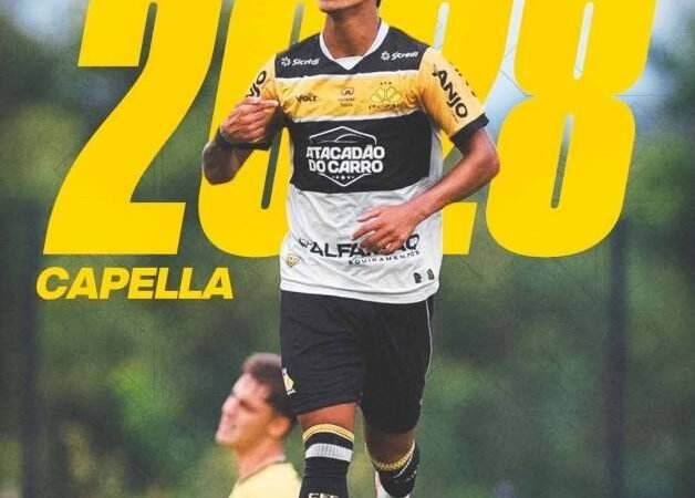 Criciúma renova com artilheiro da base até 2028