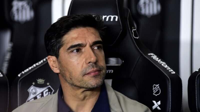 Abel diz que Palmeiras não vai priorizar torneios e comenta denúncia: “Não matei ninguém”