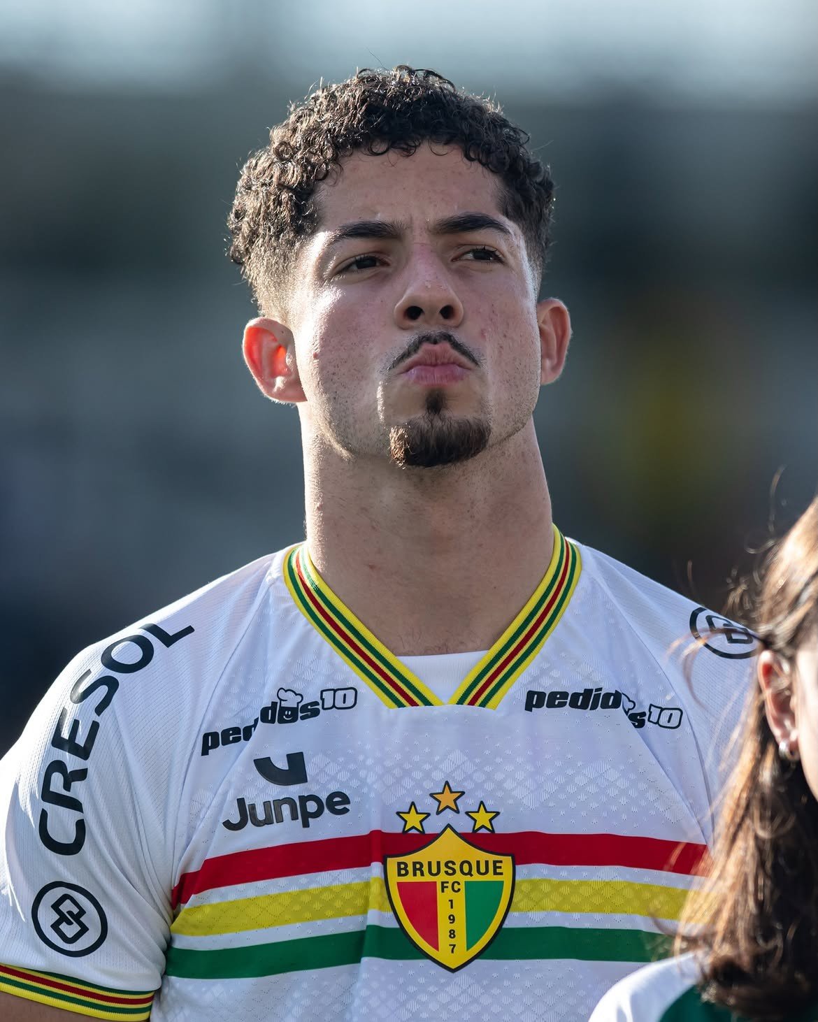 Adrianinho passa Nenê e é o líder de assistências da Série C