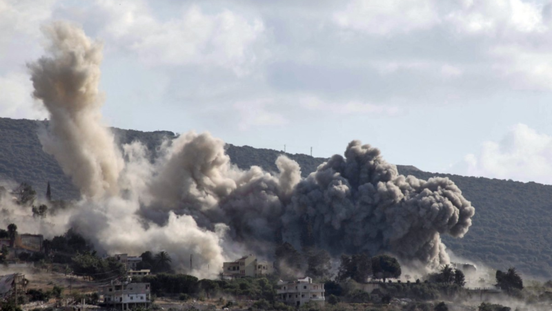 Israel volta a bombardear sul do Líbano e emite ordem para retirada da população