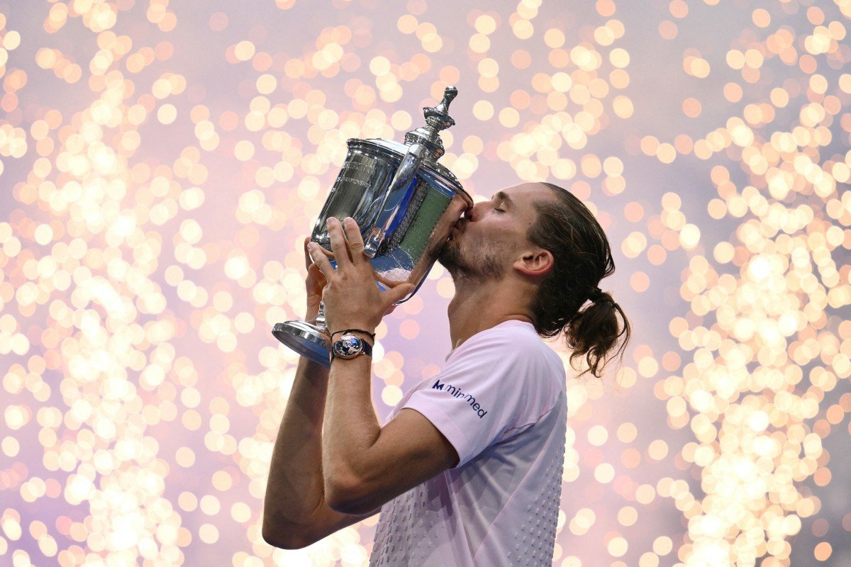 Zverev terá que abrir mão de R$ 13 milhões do prêmio do US Open; entenda
