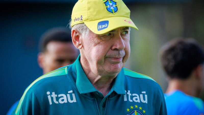 Seleção começa a longa missão de apagar o fiasco 