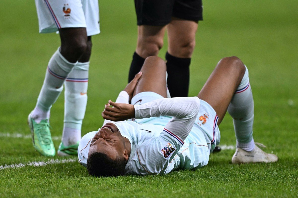 Zidane admite preocupação com lesão de Mbappé: “Não está bem”