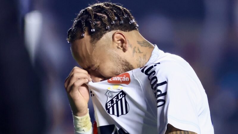 “O Neymar chora o tempo todo”: camisa 10 do Santos vira piada em série Ted Lasso