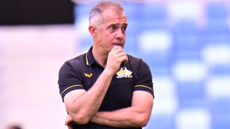Inter faz proposta e avança para contratar técnico Eduardo Baptista, do Criciúma