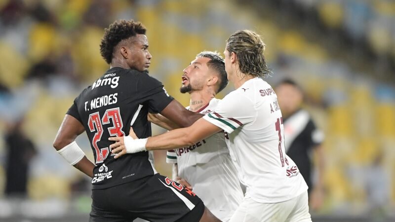 Provocações e retrospecto recente esquentam clima no Fluminense para duelo contra o Vasco