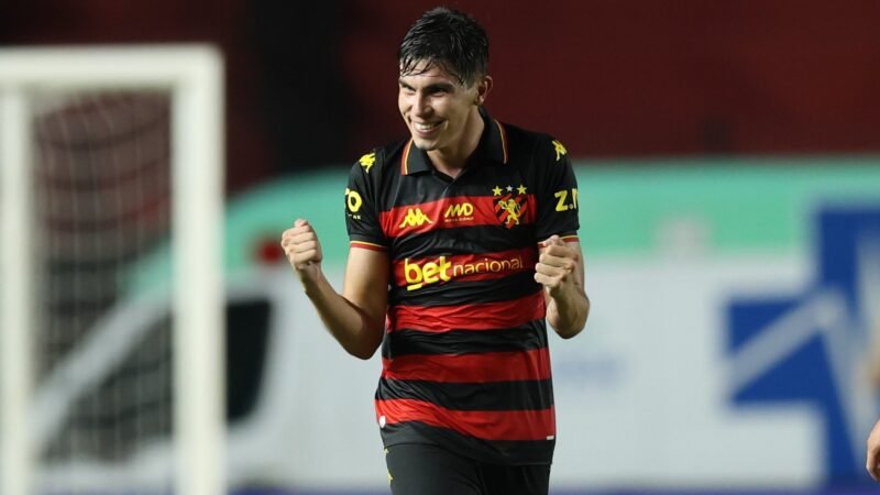 Sport negocia com o Brusque a compra do meio-campista Biel Fonseca
