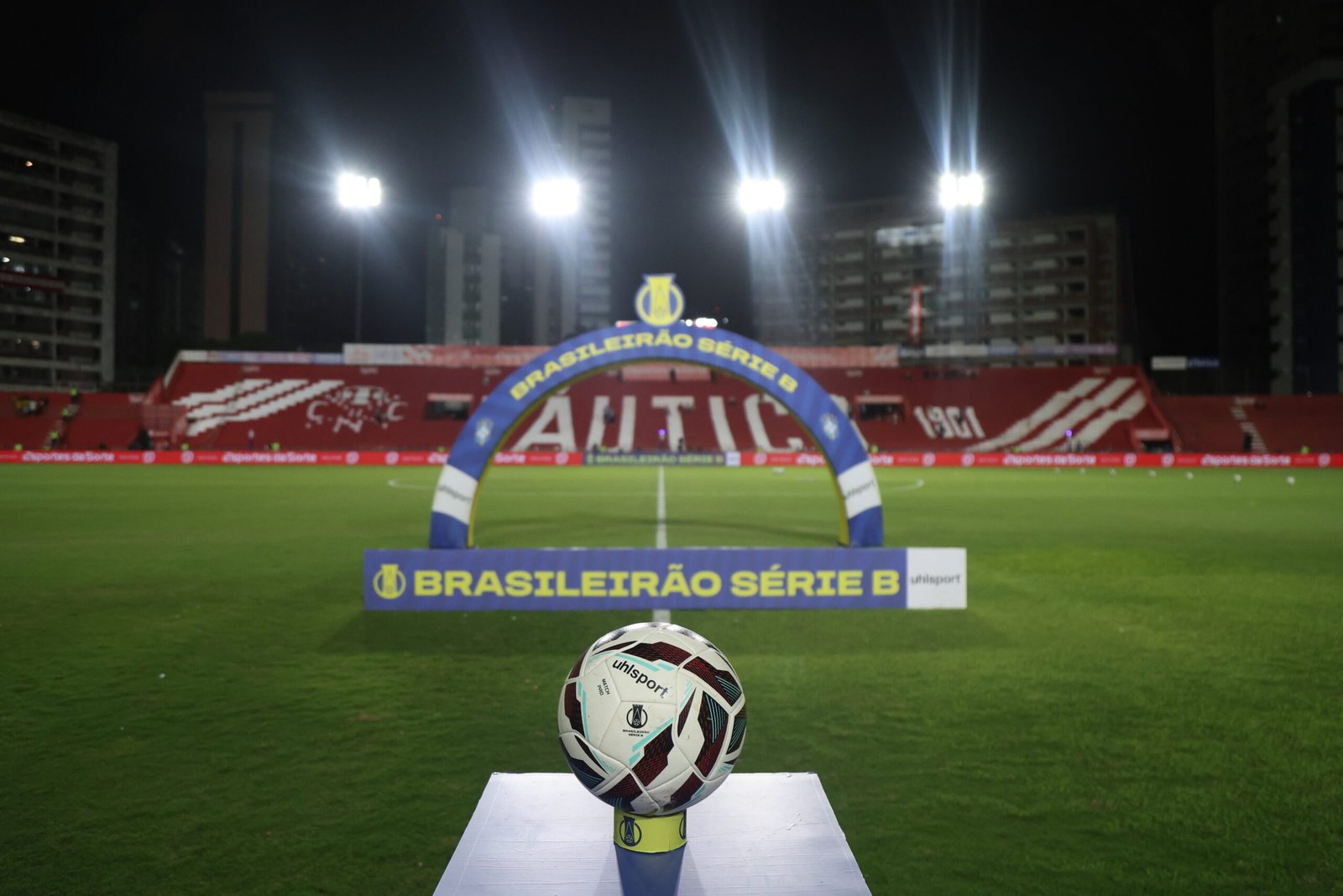 Náutico x Botafogo-SP: onde assistir ao vivo, horário e escalações