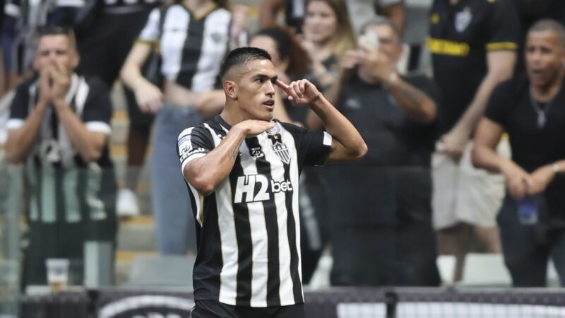 Cuello balança por proposta da Rússia, e Atlético-MG estuda negociar o atacante