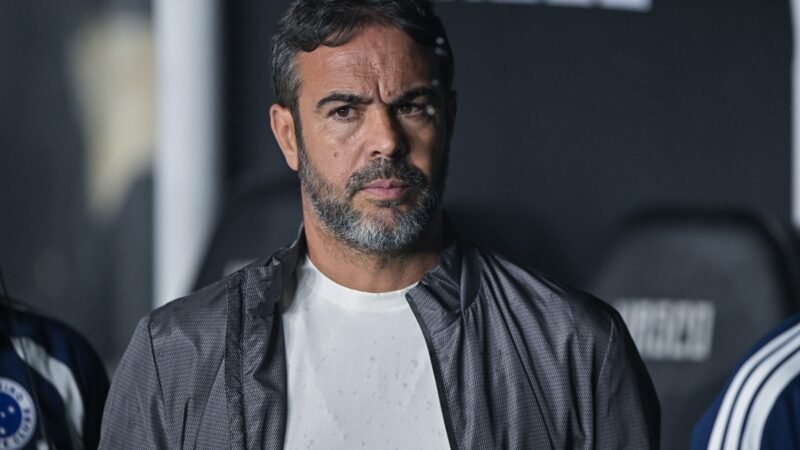 Vai ficar? Veja termômetro de Artur Jorge no Cruzeiro após eliminações na Libertadores e Copa do Brasil