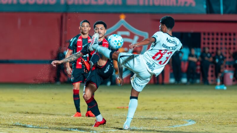 Atuações do Vitória: Erick e Zé Vitor são os piores em eliminação diante do Vasco