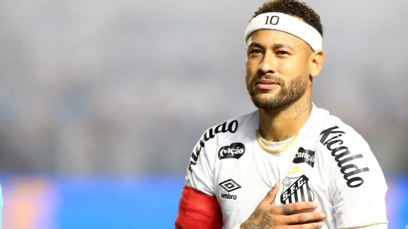 Neymar deve desfalcar Santos por pelo menos dez jogos; veja detalhes da lesão na coxa