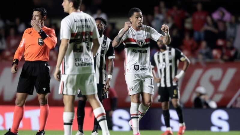 Análise: Atlético-MG cai em enxurrada de finalizações, mas derrota na “hora certa” tem efeito mínimo