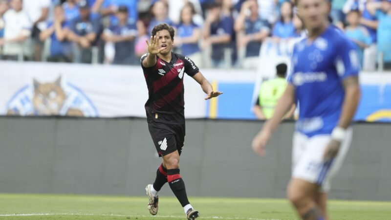 Atuações: Athletico tem defesa em baixa em derrota para o Cruzeiro; dê suas notas