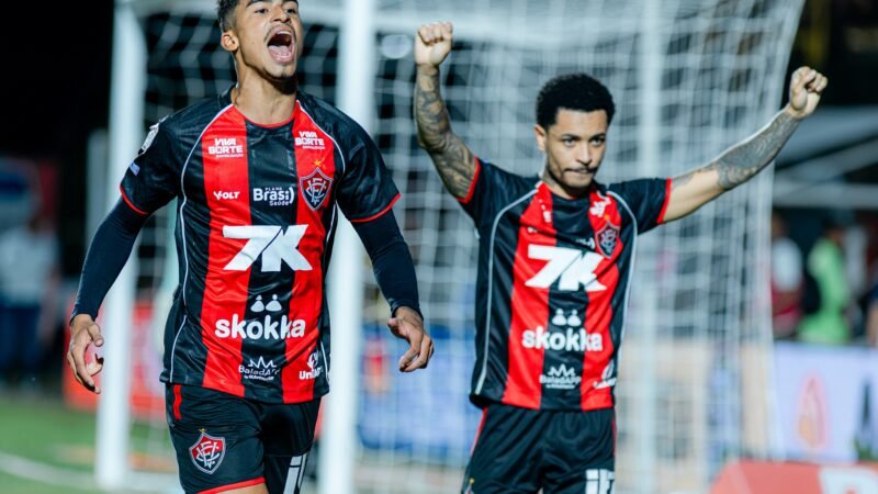 Atuações do Vitória: Renê é destaque contra o Grêmio; Kayzer vai mal