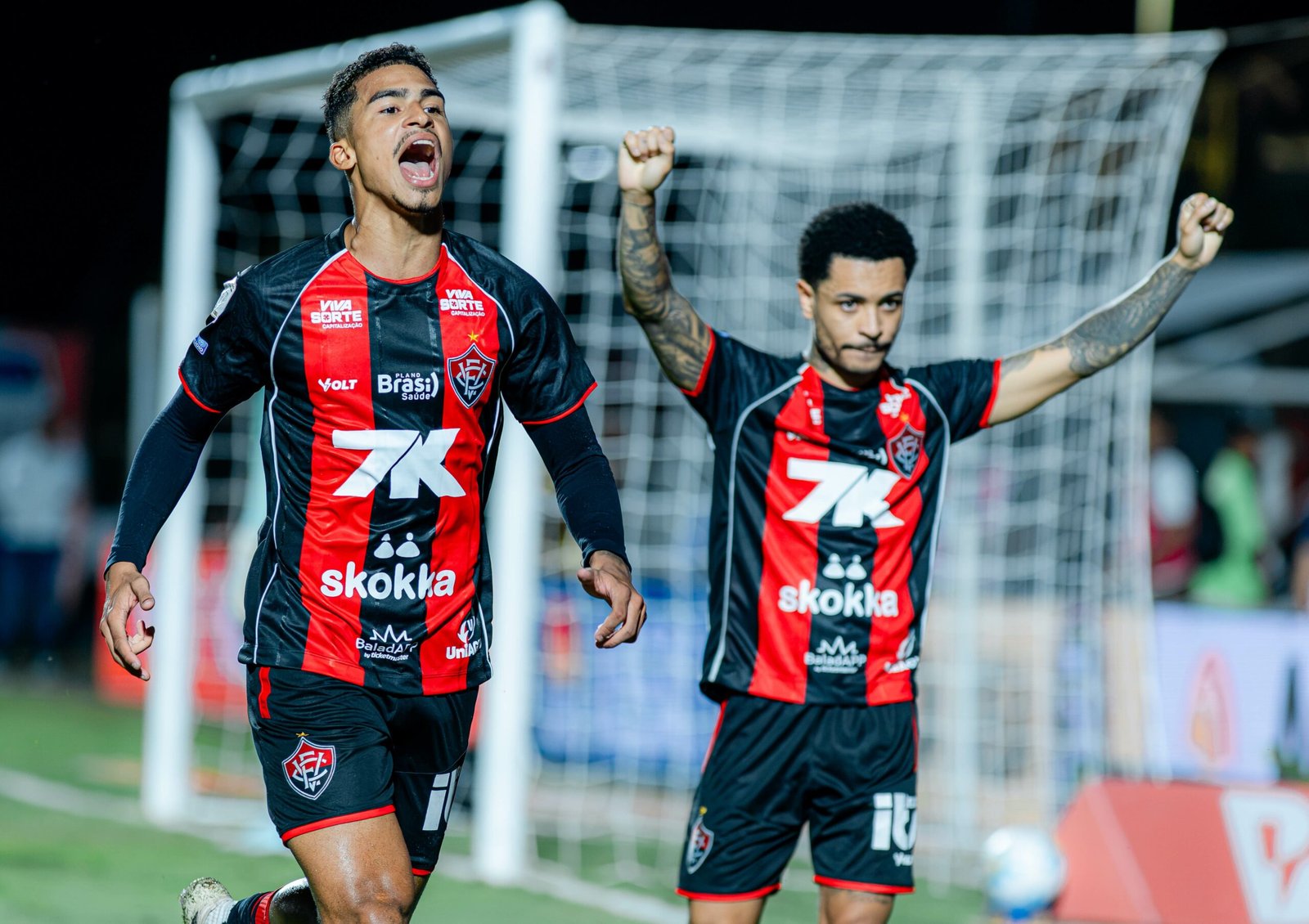 Atuações do Vitória: Renê é destaque contra o Grêmio; Kayzer vai mal