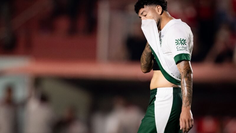 Escalação do Goiás: Machado é desfalque, mas laterais podem voltar a ser opção
