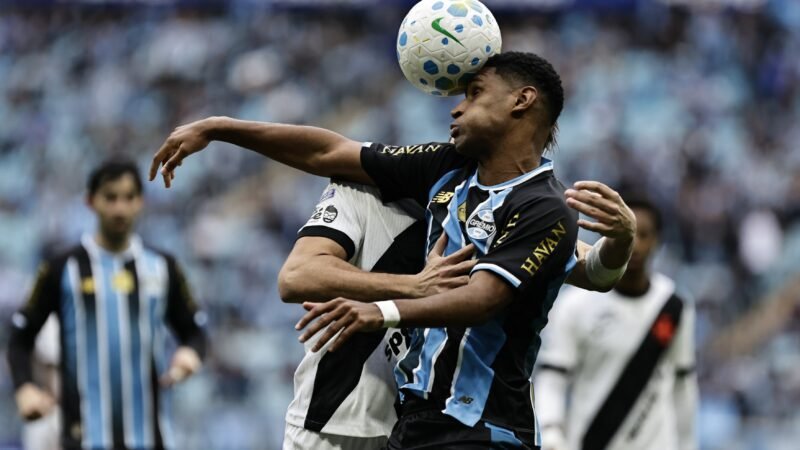 Análise: Grêmio repete erros, perde em casa para o Vasco e afunda em cenário de rebaixamento