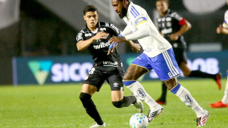 Atuações: Cruzeiro é avenida sem controle de velocidade e escapa de goleada inédita; veja notas