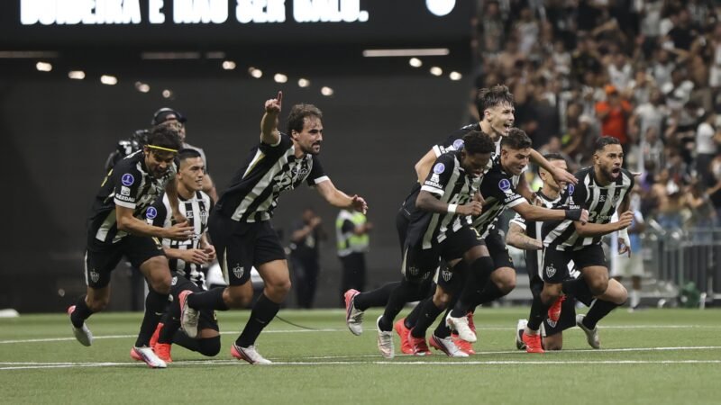 Análise: Atlético-MG relembra “anos de ouro”, faz Arena MRV de caldeirão e reforça obsessão
