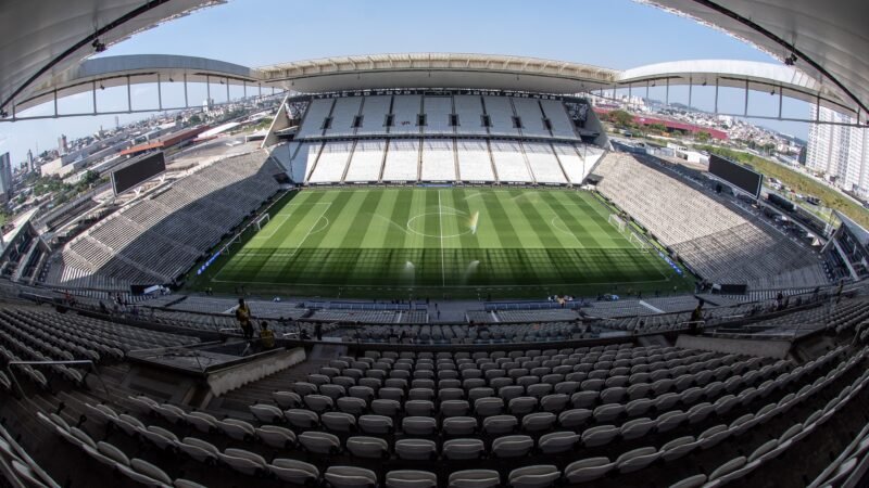 Corinthians negocia quitação da Arena em troca de naming rights; Conselho da Caixa debate proposta