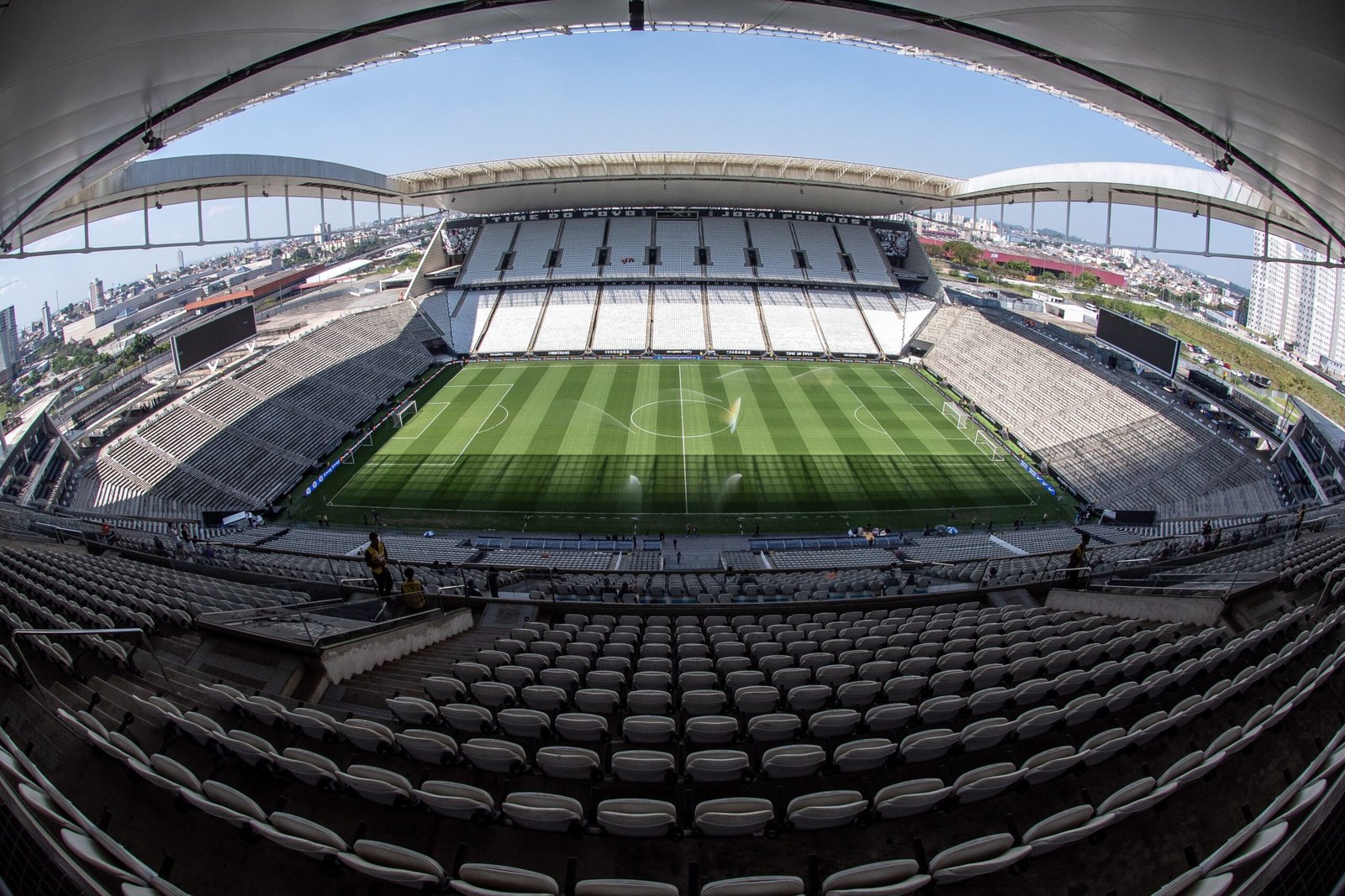 Corinthians negocia quitação da Arena em troca de naming rights; Conselho da Caixa debate proposta