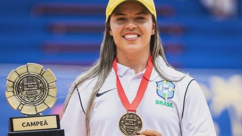 Técnica do Confiança, Eliatriz Almeida é convocada para a Seleção Brasileira feminina de beach soccer