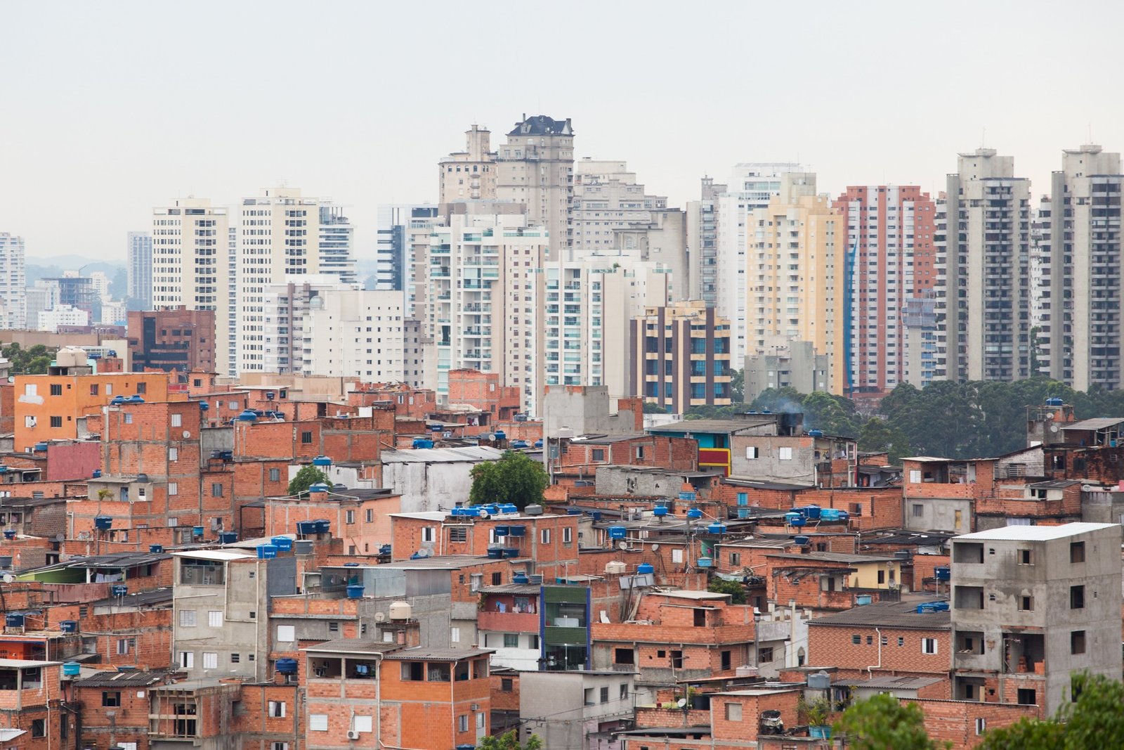 A desigualdade brasileira em 6 gráficos: os principais dados do novo estudo da Oxfam