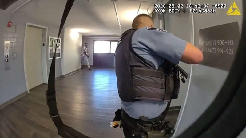 VÍDEO: câmera corporal de policial registra troca de tiros entre agentes e criminoso nos EUA