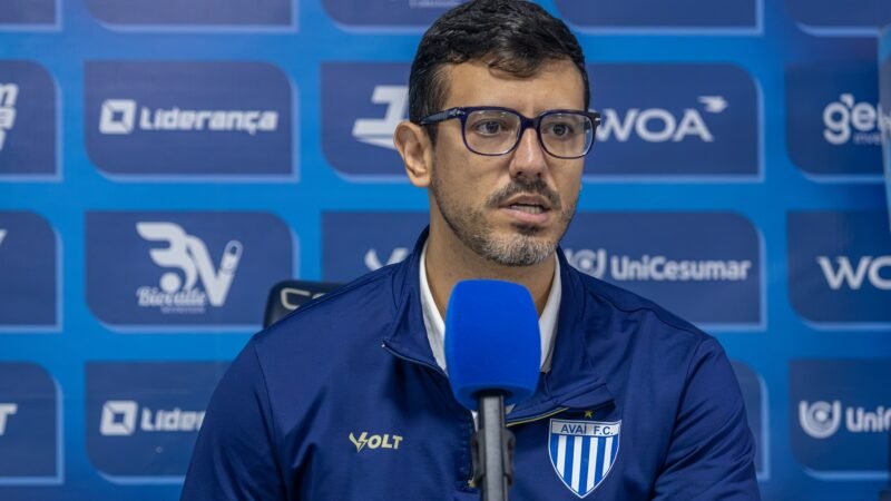Presidente do Avaí fala sobre últimos dias do mercado aberto e explica trâmites da SAF
