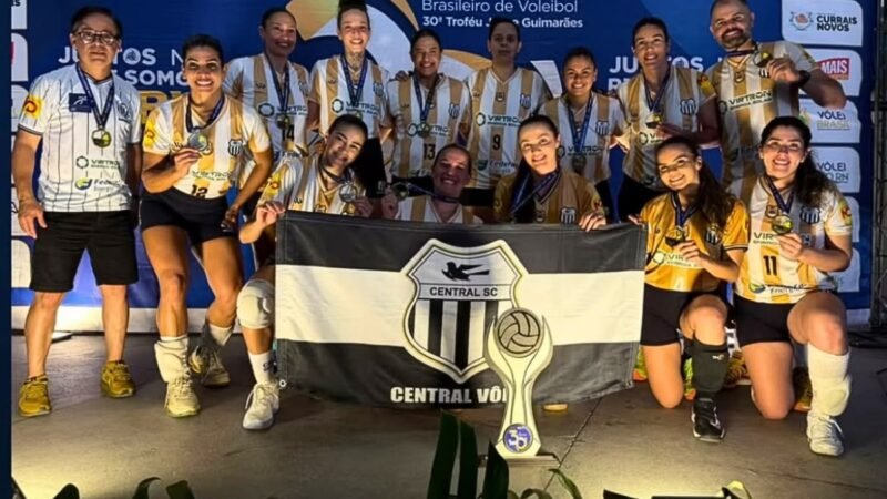 Central conquista tricampeonato da Copa Nordeste de Vôlei