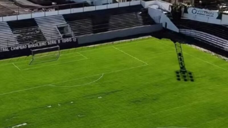 Elenco do Central se apresenta nesta segunda-feira de olho no próximo estadual