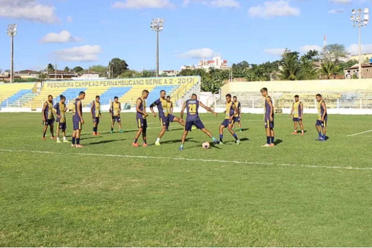 Pesqueira confirma acerto com novo treinador para disputa do estadual 2026/2027