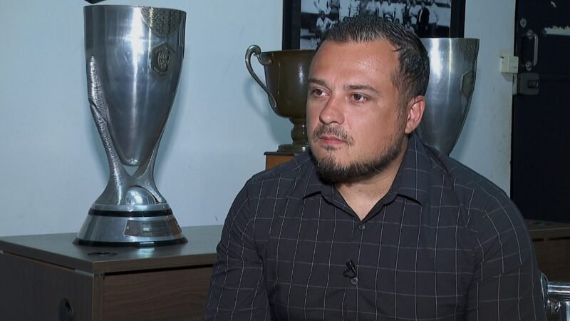 Comercial libera elenco após eliminação na Copa Paulista