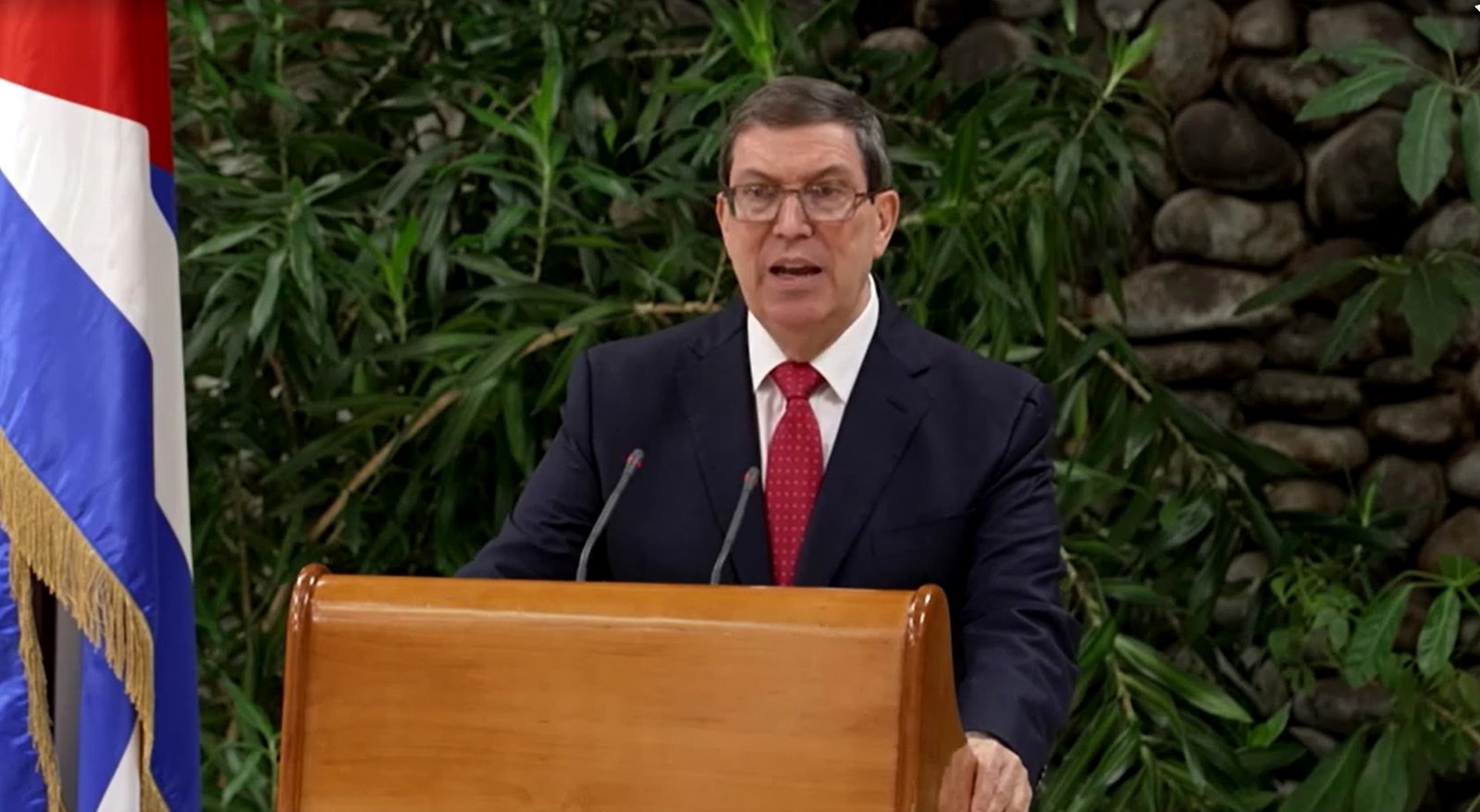Cuba diz que não há negociações com os EUA e chama bloqueio de ‘genocida’
