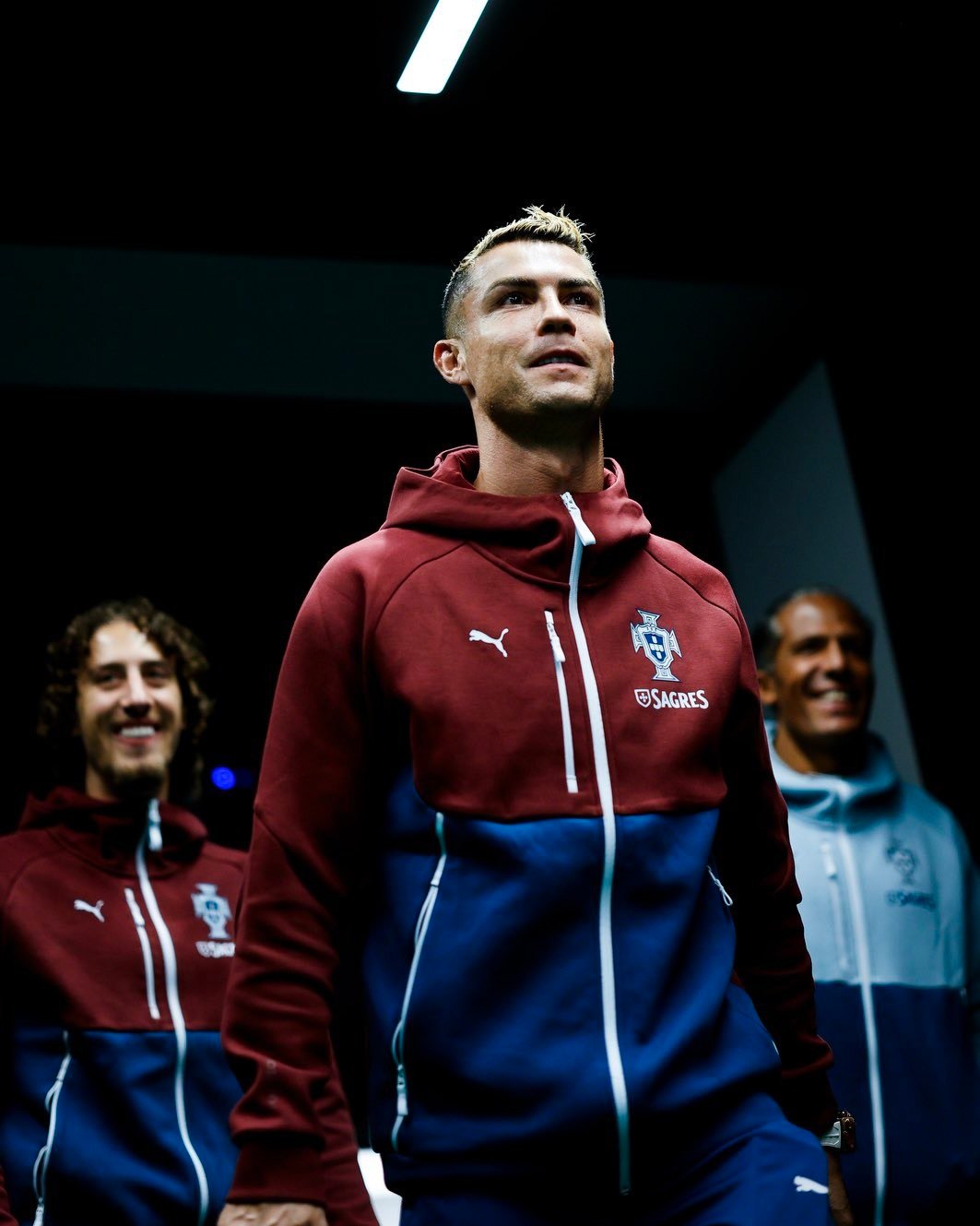 Bastidores: após irritação por banco, Cristiano Ronaldo se reúne com Jorge Jesus