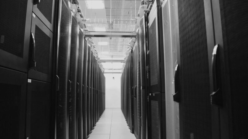 Lula sanciona programa que reduz impostos para instalação e ampliação de data centers