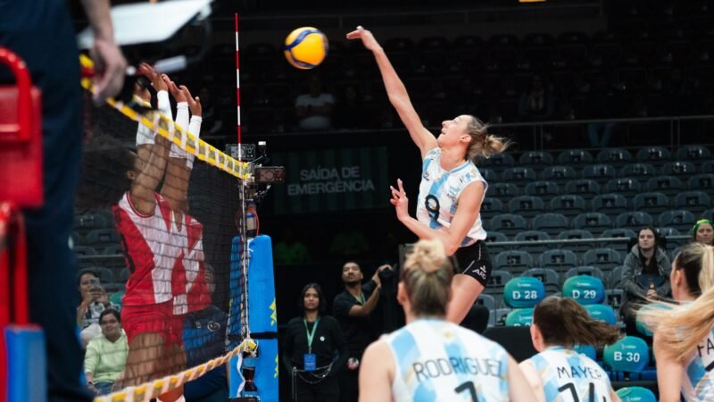 Argentina ex-Osasco é maior pontuadora do Pré-Olímpico e liga alerta para o Brasil em decisão