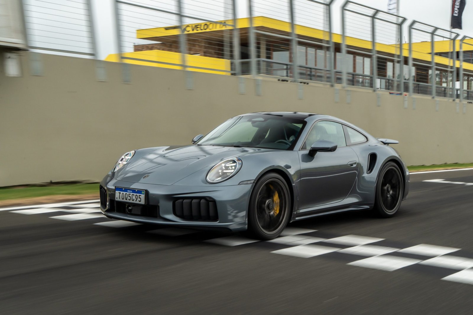 VÍDEO: um Porsche é mesmo difícil de ‘domar’? g1 testou esportivo de 711 cv e R$ 2,1 milhões